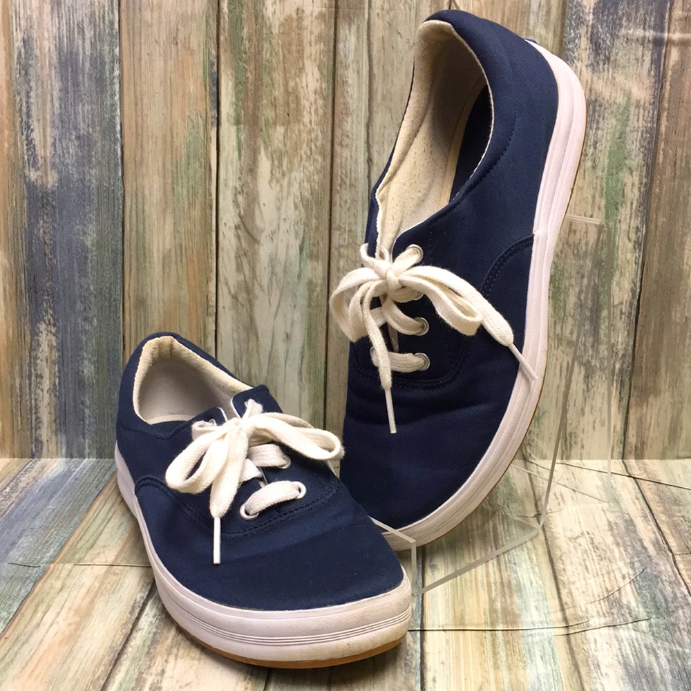 KEDS Navy Blue & White - size 7